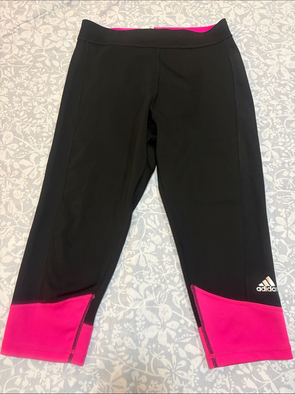 adidas Women’s techfit Black and Hot pink performance leggings, Size S
